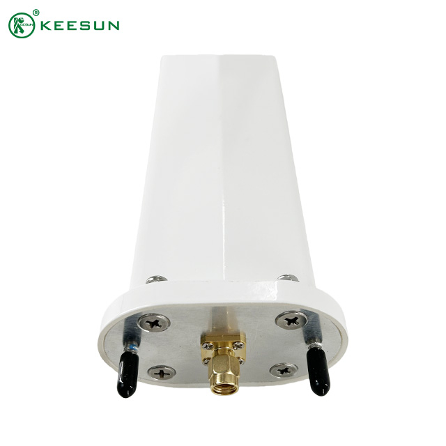 600–6000 MHz 2 DBi rundstr&aring;lende bladantenne for UAV/drone